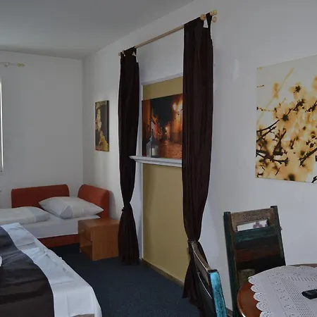 Valnovka Hotel Kamenice (Prague-East)