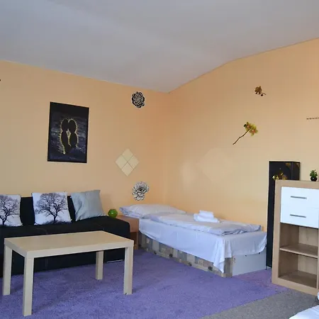 Valnovka Hotel Kamenice (Prague-East)